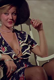 Martine Stedil